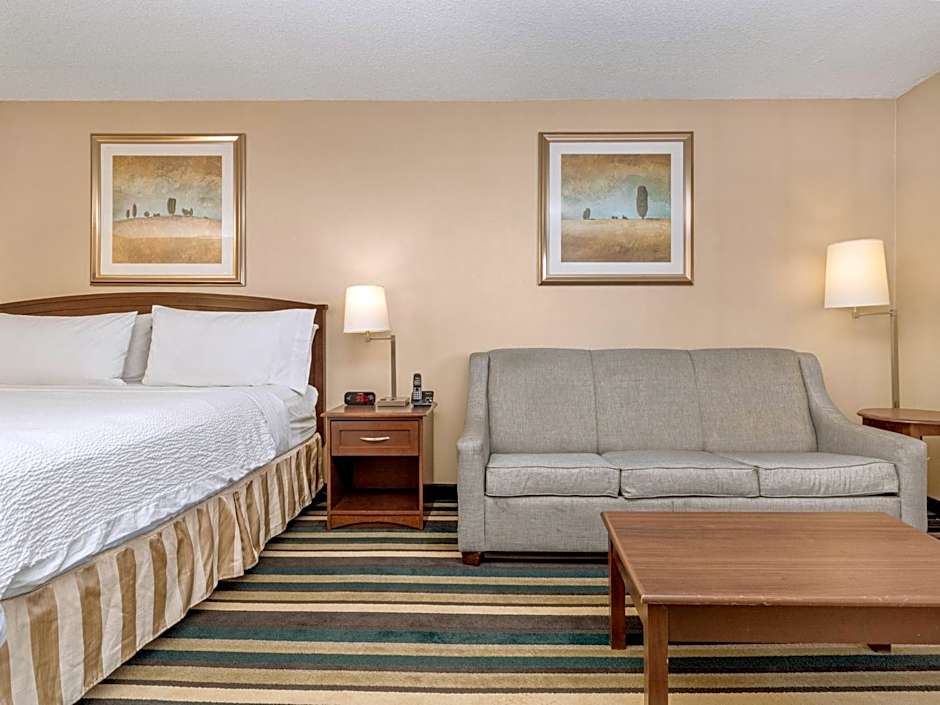 Holiday Inn Conference Centre Edmonton South By IHG