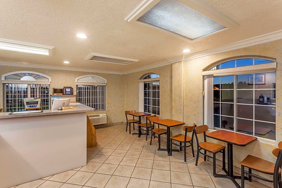 Travelodge by Wyndham Victorville