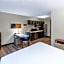 Candlewood Suites Topeka Hotel By IHG