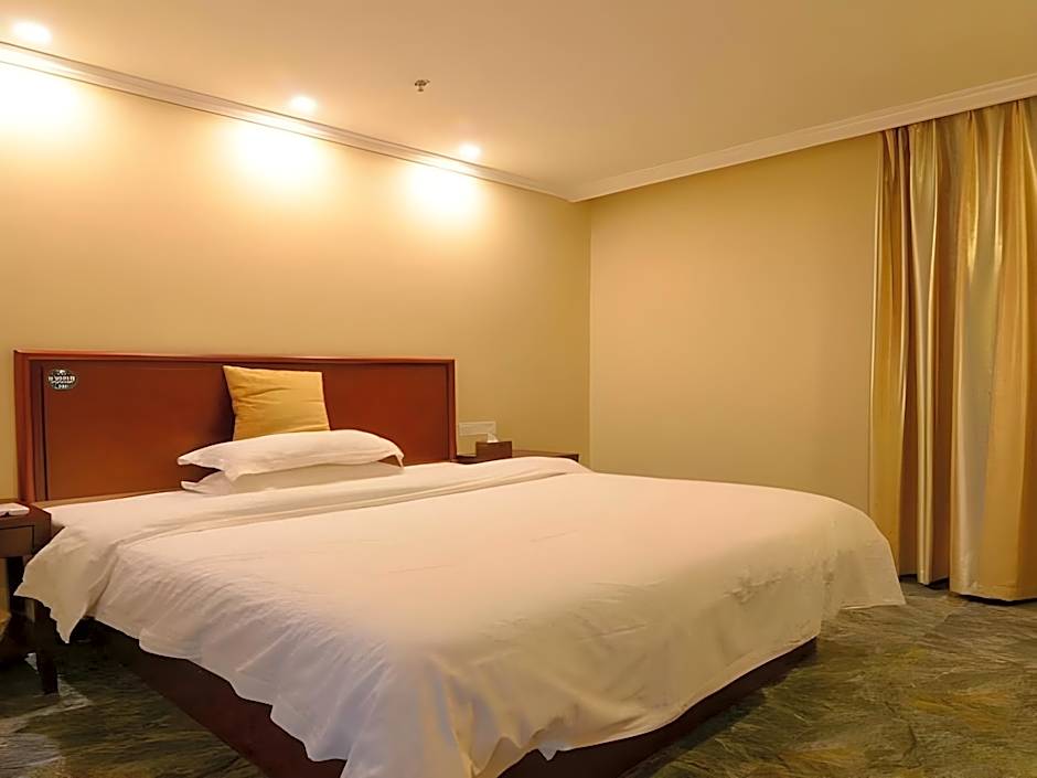 GreenTree Inn Zhenjiang DingMaoQiao Road WoDe Square Express Hotel