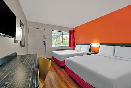2 Full Beds | Non-Smoking