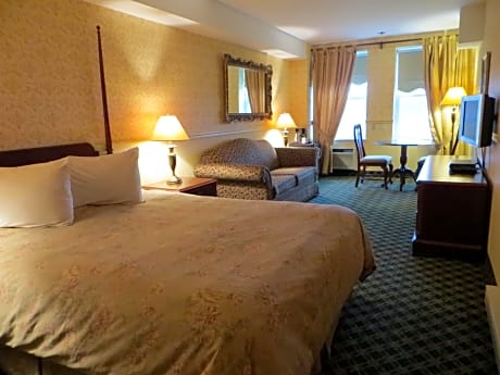 Superior Queen Room with Sofa Bed