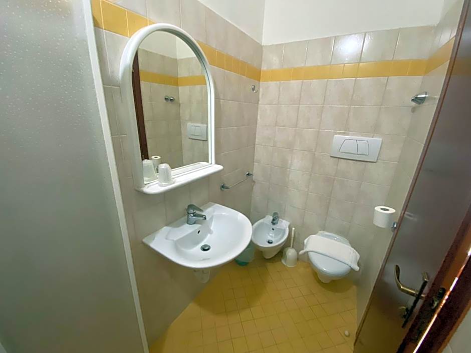 Hotel Nanni Garnì