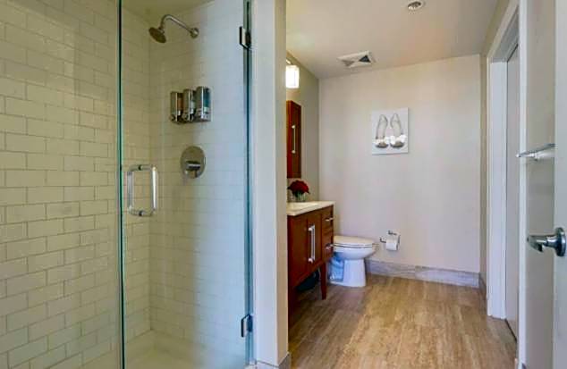 Amazing Condos Beautiful View 2 Blocks To French Quarter, Small Rooftop Pool, Gym, Seanger Theater, Super Dome, And Bourbon St