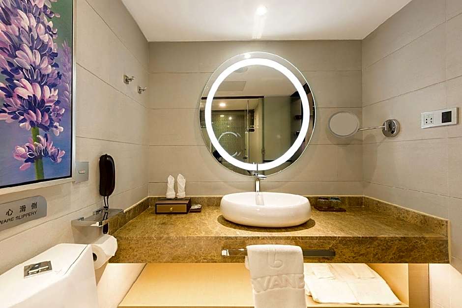 Lavande Hotel Heyuan Avenue Asia's first fountain