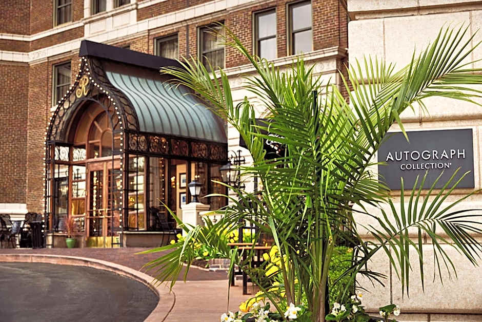 The Raphael Hotel, Autograph Collection by Marriott