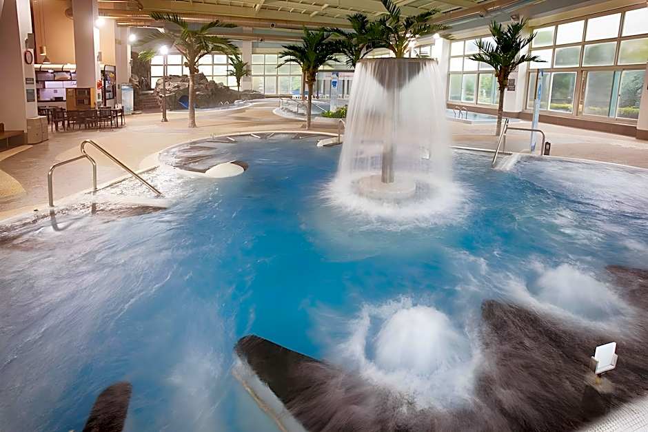 Dukgu Hot Spring Hotel