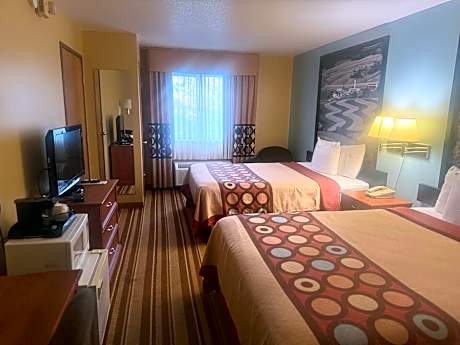 Queen Room with Two Queen Beds - Non-Smoking