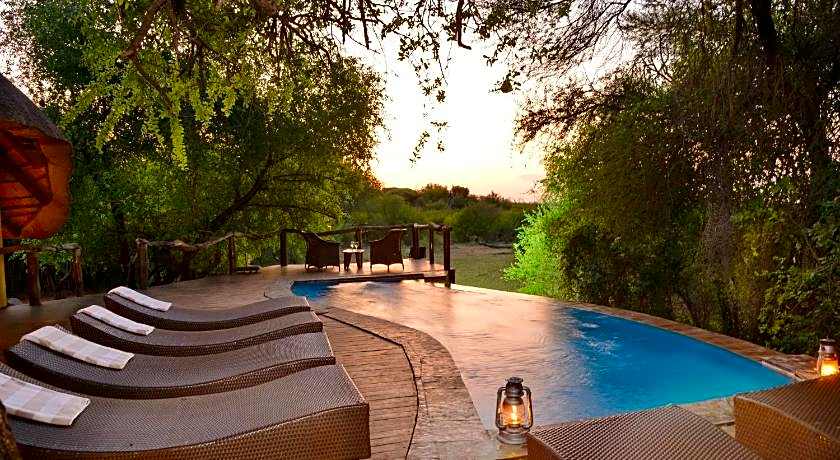 Motswiri Private Safari Lodge