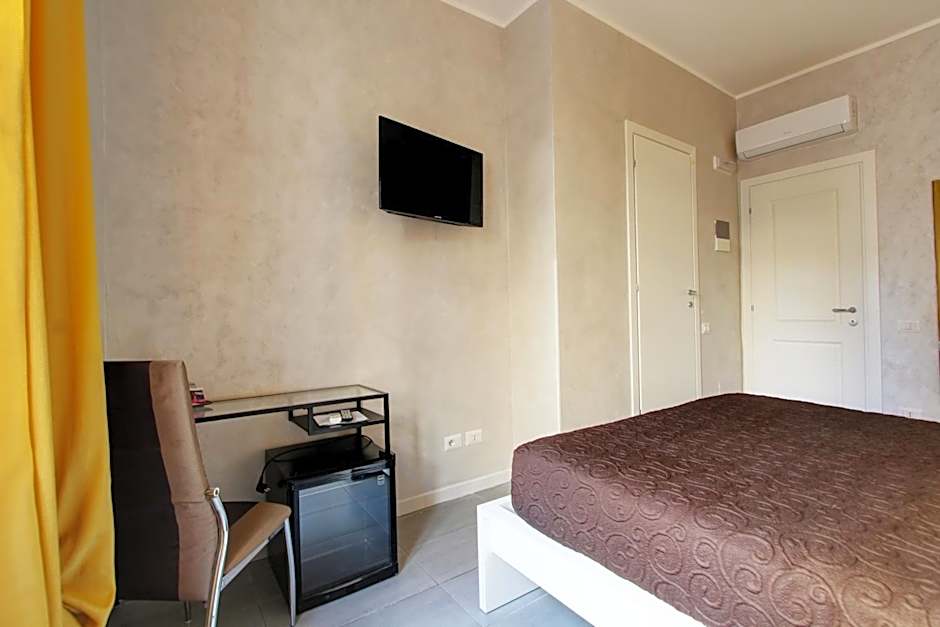 Vatican Central Suites