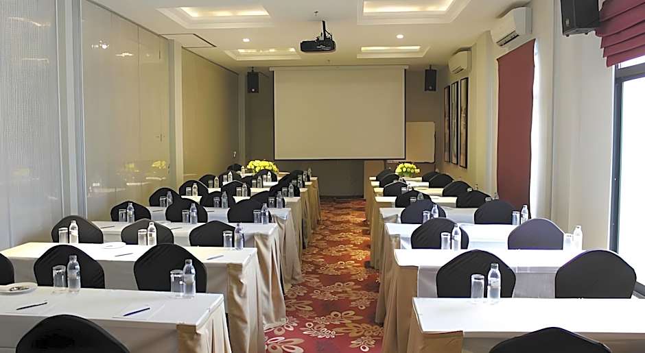 Sotis Hotel Falatehan