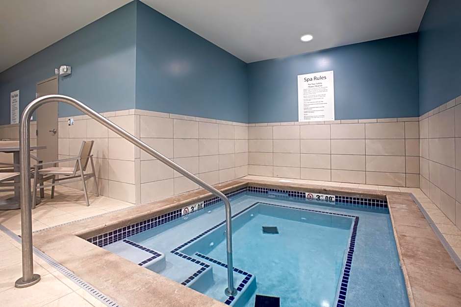 Holiday Inn Express and Suites Sioux City North-Event Center By IHG