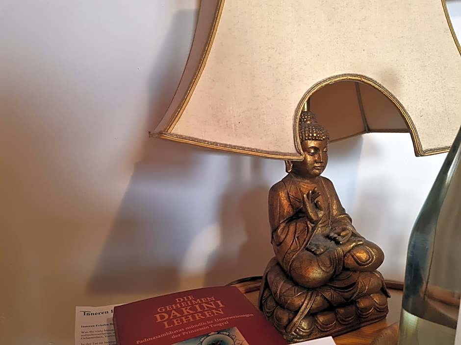 Seminarhaus Arya Maitreya