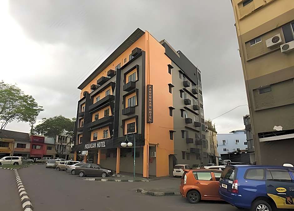 Padungan Hotel