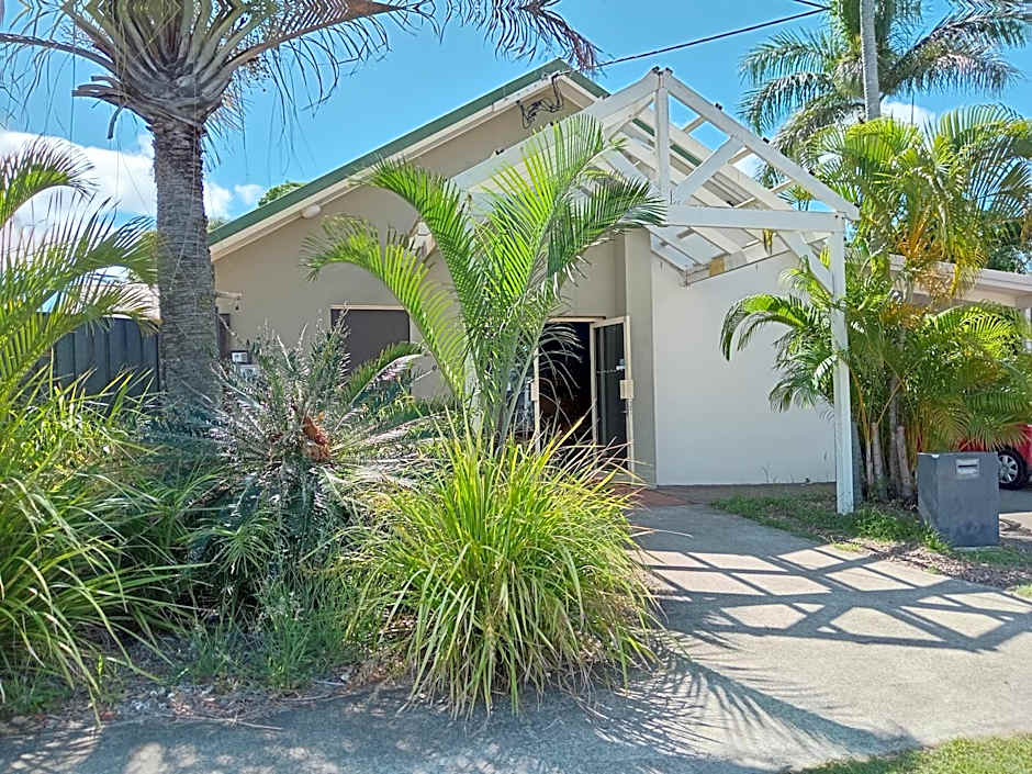 Flashpackers Hervey Bay Hostel