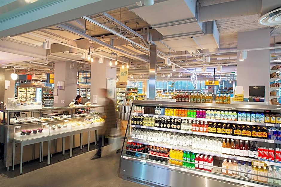 Hotel With Urban Deli