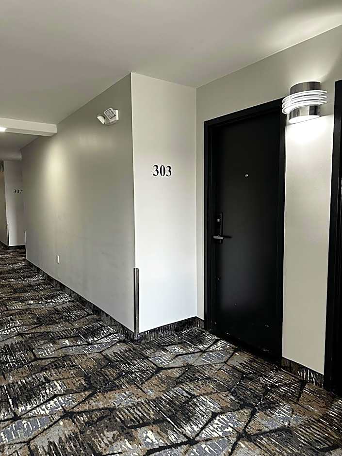 Travelodge by Wyndham Regina