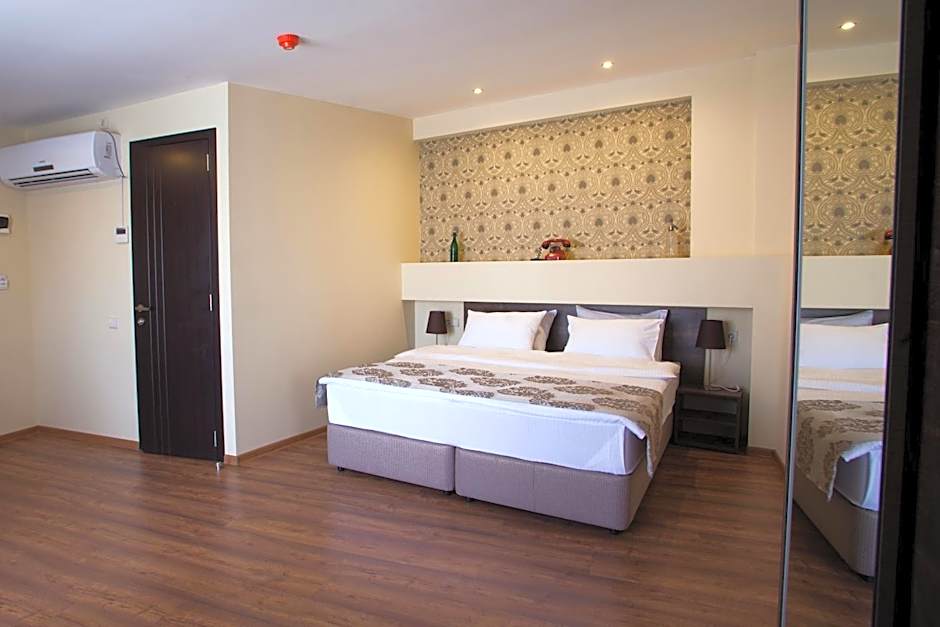 Tekla Palace By Urban Hotels