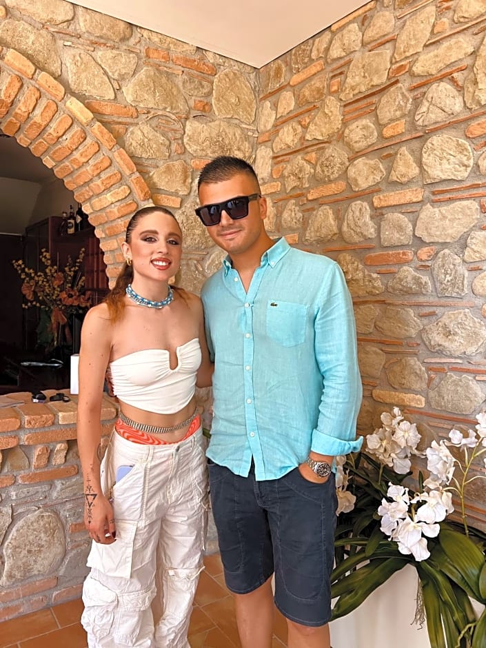 Tenuta Un Posto Al Sole Luxury B&B