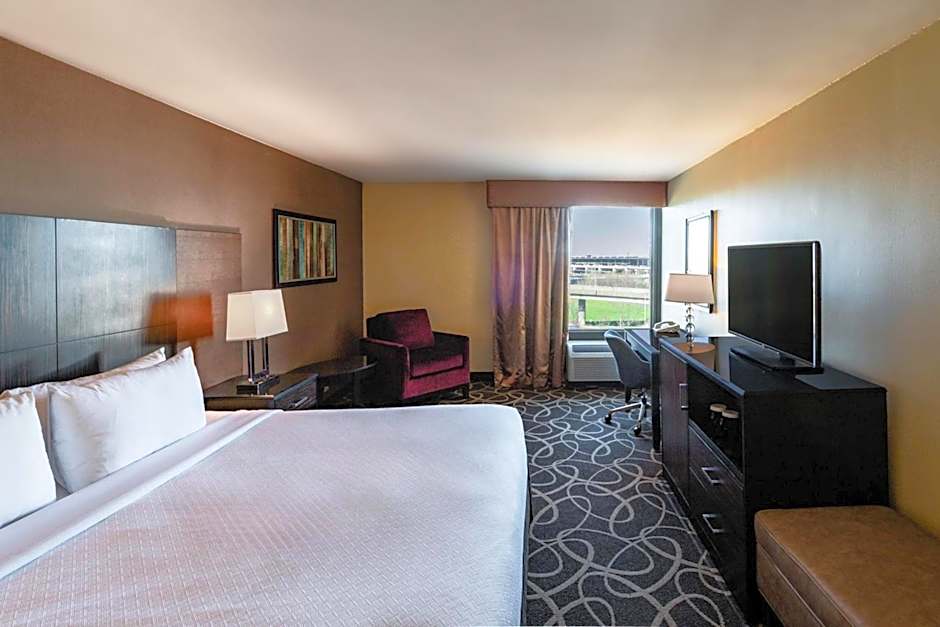 Crowne Plaza Newark Airport By IHG
