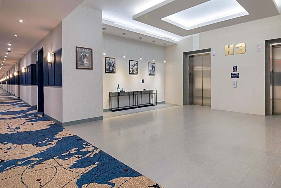 voco Fiorello - LaGuardia Airport by IHG