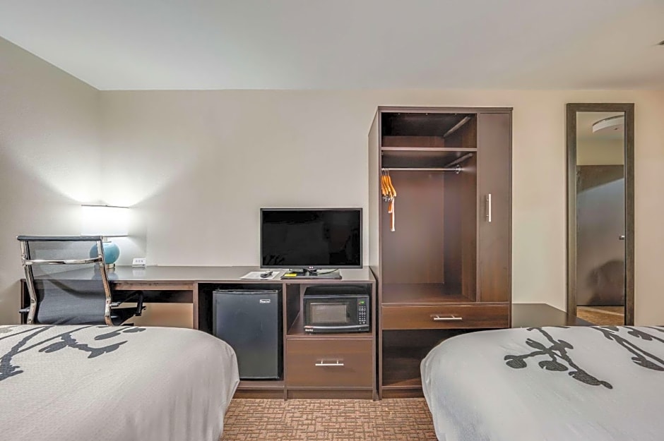 Sleep Inn & Suites