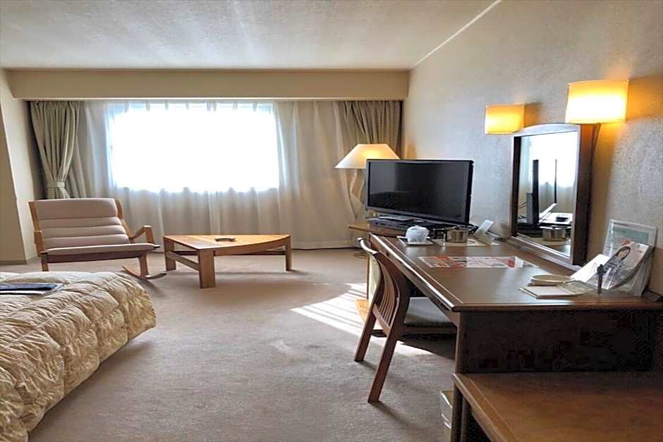 Tendo Central Hotel