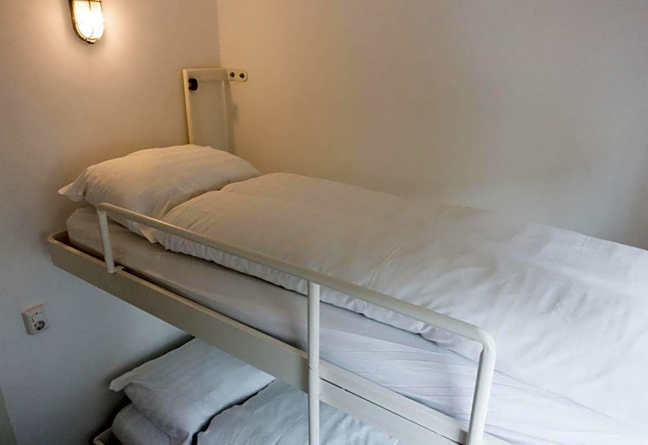 HouseBoat next to AMSTEL