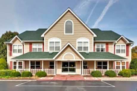 Radiant Inn & Suites