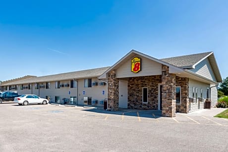 Super 8 by Wyndham Kearney