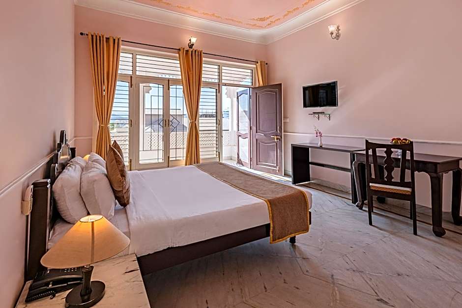 Sterling Jaisinghgarh Udaipur