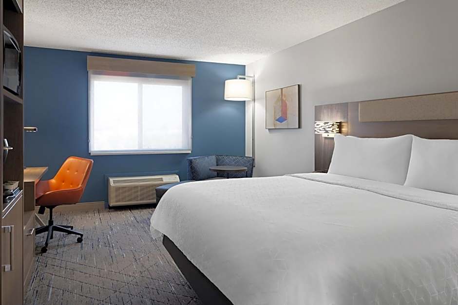 Holiday Inn Express Hotel & Suites Midwest City By IHG