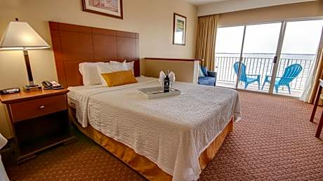 Bayfront Handicap Queen Room - South Building