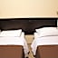 Hotel 106