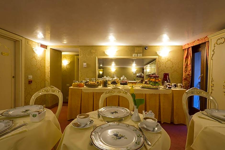 Hotel Becher
