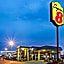 Super 8 by Wyndham Shawnee