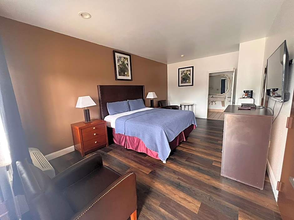 Budget Inn by Oyo San Augustine