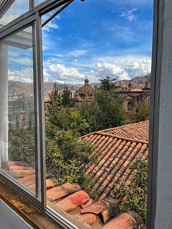 Cusco Plaza Nazarenas