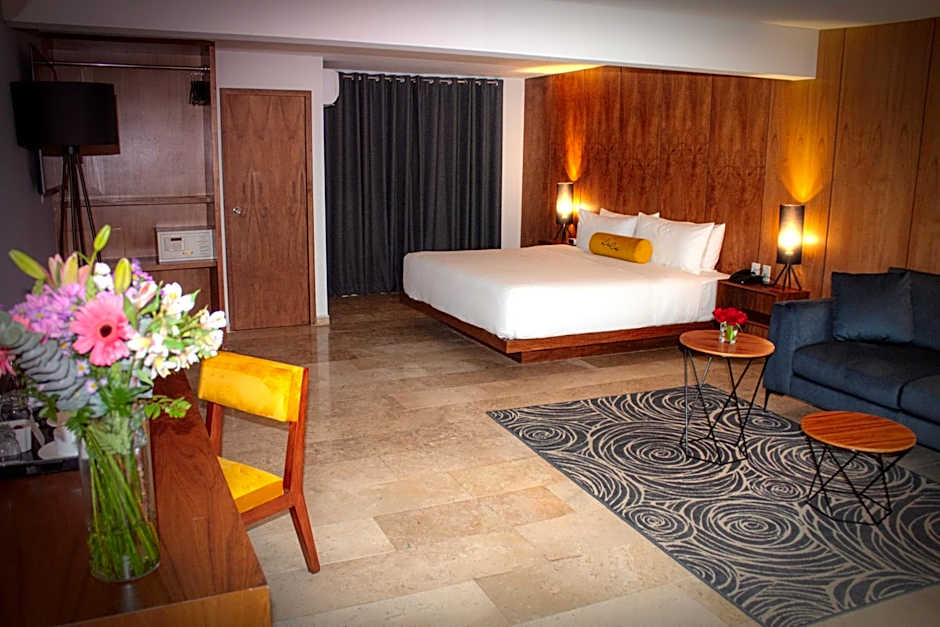 HOTEL LUCA