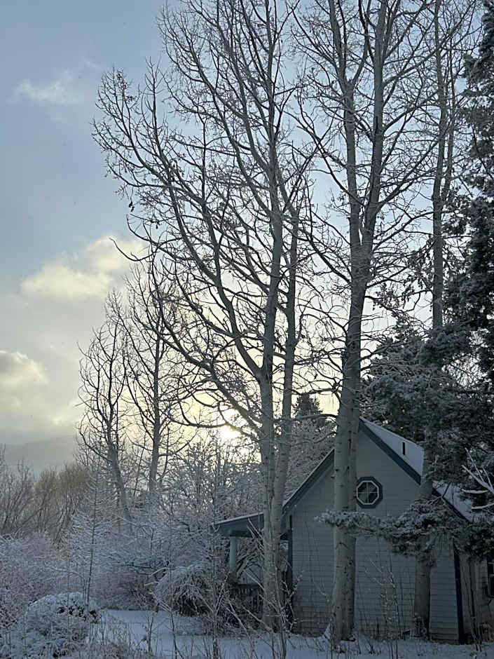 Apple Orchard Inn