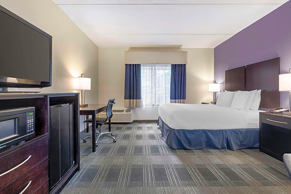 Best Western Hartford Hotel & Suites