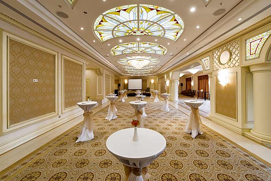 Fairmont Grand Hotel Kyiv