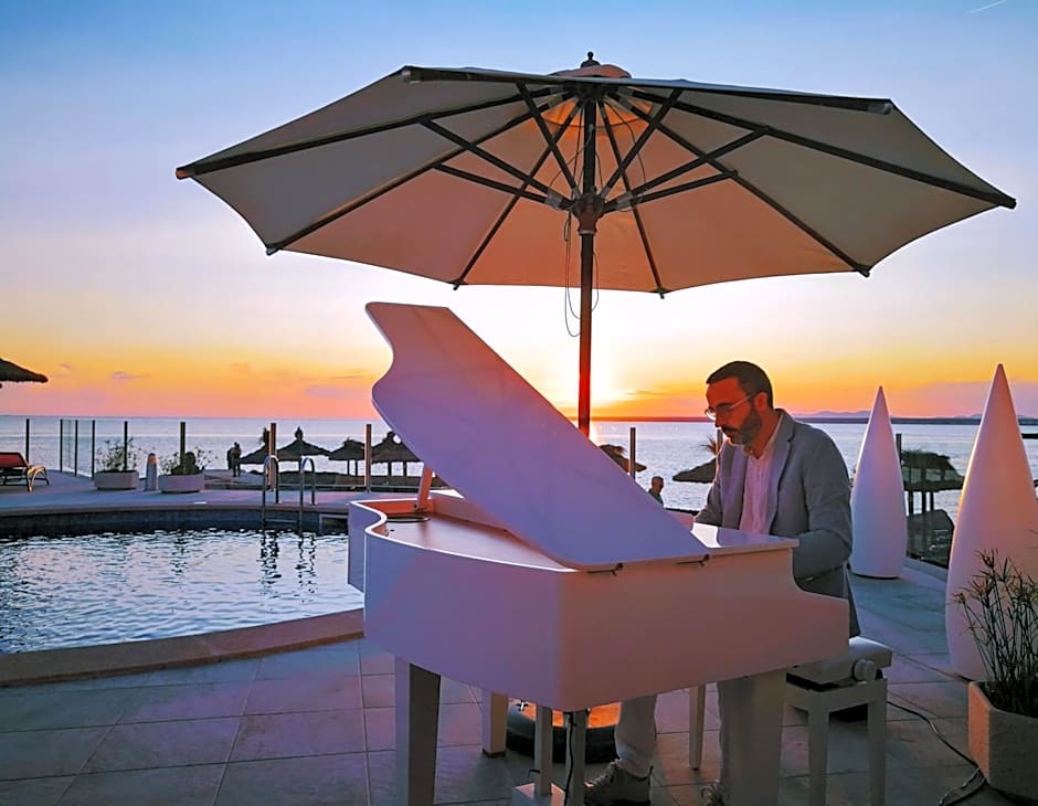 Universal Hotel Cabo Blanco - Adults Only