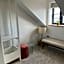 Beachcliff Rooms & Apartments