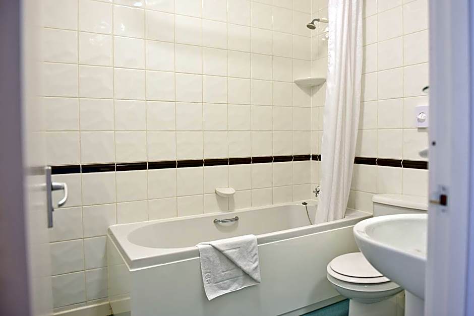 The Riviera Hotel & Apartments - Alum Chine