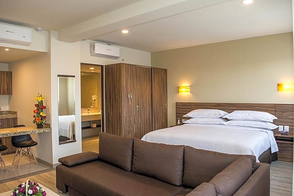Crown Victoria Hotel