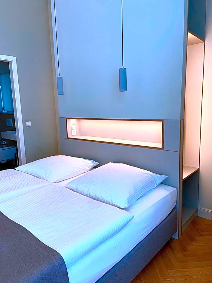 Hotel 38