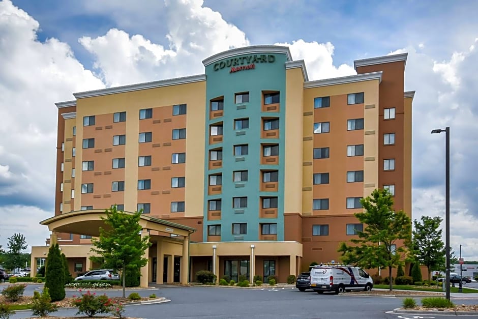 Courtyard by Marriott Charlotte Concord