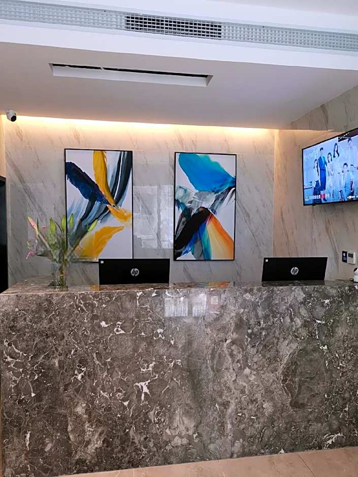 Lavande Hotel Guangzhou Yongqingfang Zhongshan 8th Road Metro Station