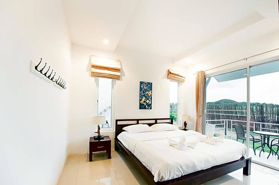 Photo 1 of 14 of Deluxe Villa